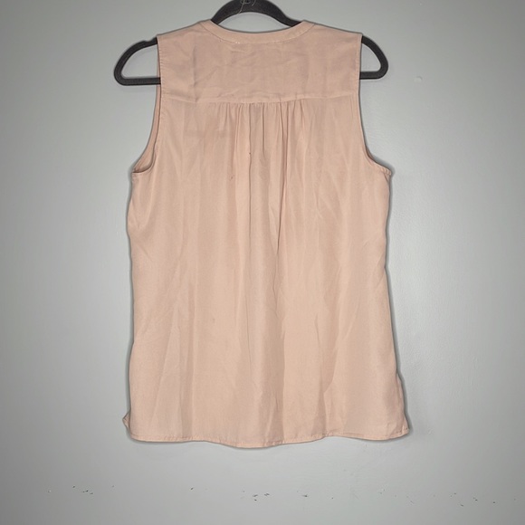 Violet & Claire Sleeveless Blouse with Tie - Picture 5 of 7